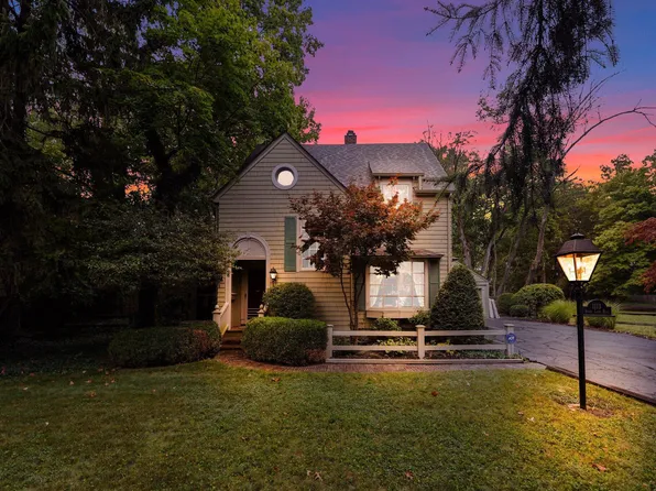1113 Shady Lane Rd, Columbus, OH 43227