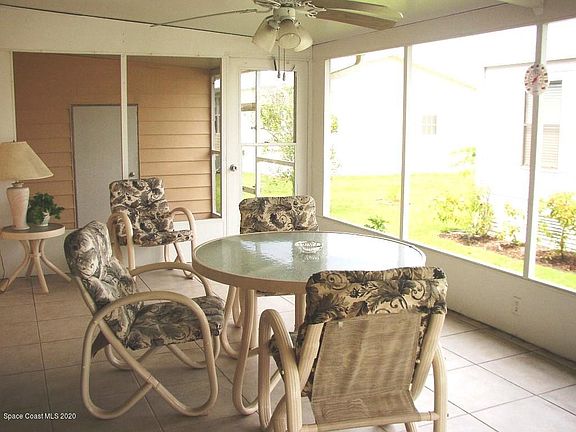 3rd image of 377 Marlin Cir
