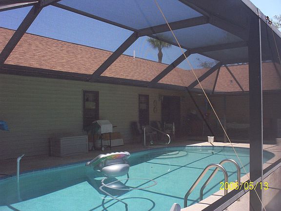 Screened pool