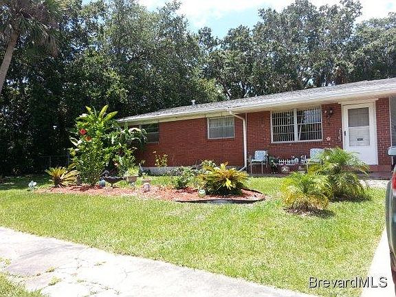 2nd image of 2588 Stratford Dr