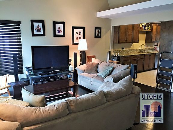 4th image of 1011 S Tulip St