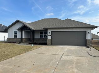 821 S Ridgemont Drive Lot 214, Nixa, MO 65714