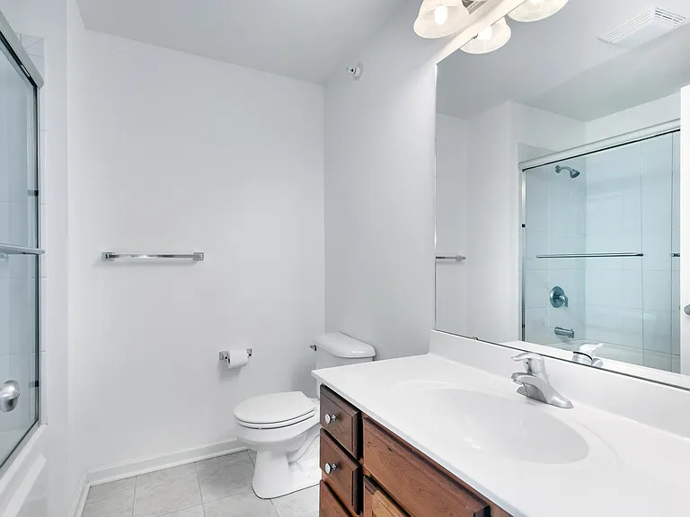 602 N Midvale Blvd — Photo 22