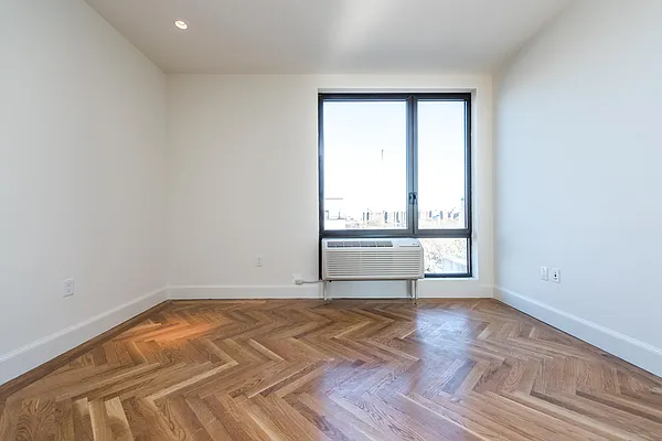 Rented by Nooklyn NYC LLC | media 40