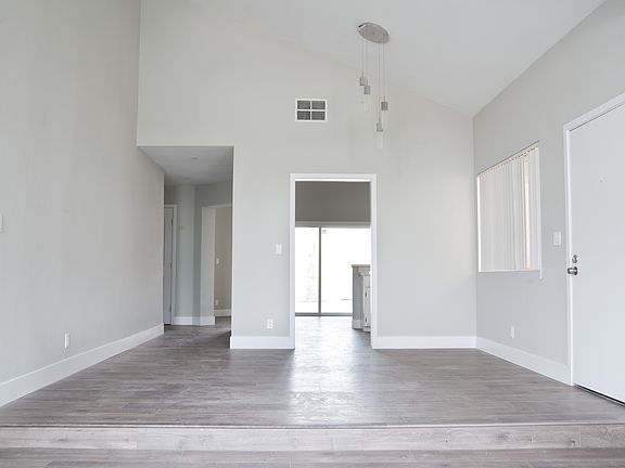4th image of 146 Windermere Ln