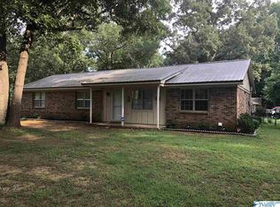 101 Adrian Dr, Huntsville, AL 35811