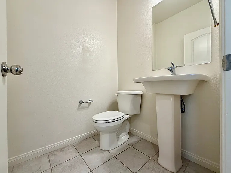 10519 Wilding Dr — Photo 9