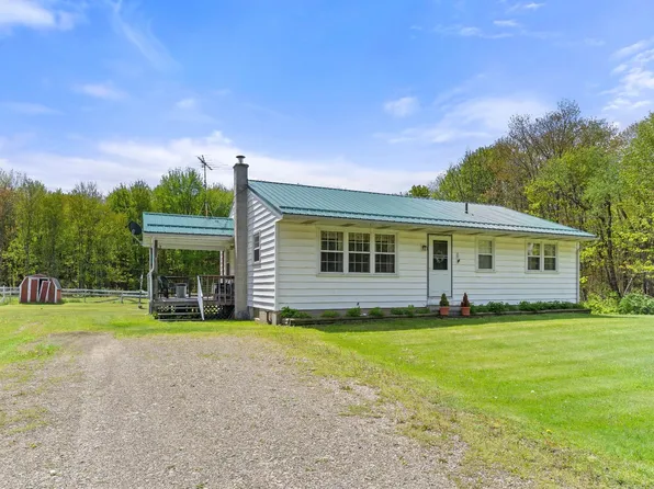 18705 E Forest Rd, Cambridge Springs, PA 16403