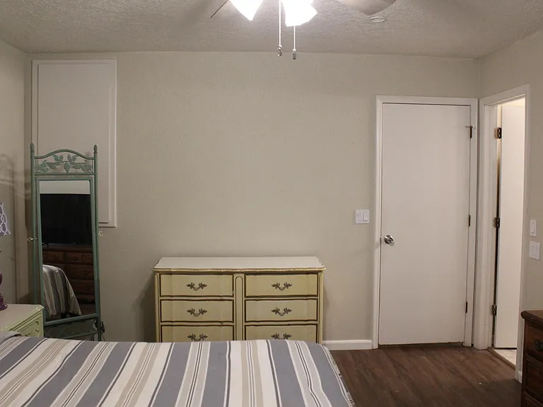 1336 Eastgate Dr — Photo 17