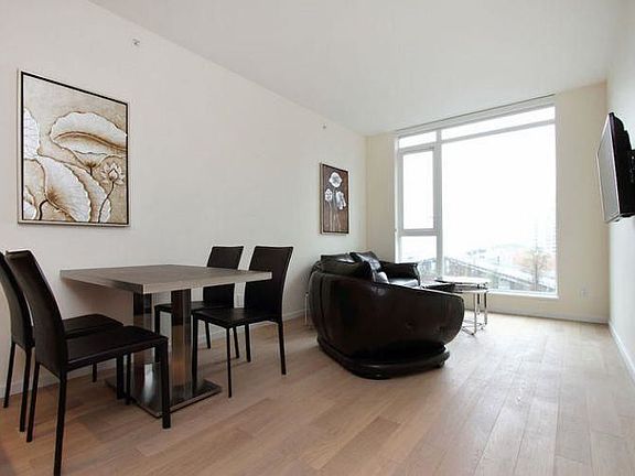 2nd image of 1351 Continental St #611