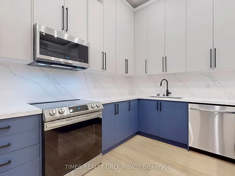 71 Gloucester St — Photo 16