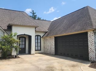 3984 Shady Ridge Dr, Zachary, LA 70791