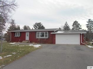 102 SW 13th St, Grand Rapids, MN 55744