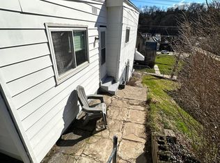 911 North Ave, Pittsburgh, PA 15209