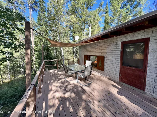415 Forest Rd #21, Alpine, WY 83128