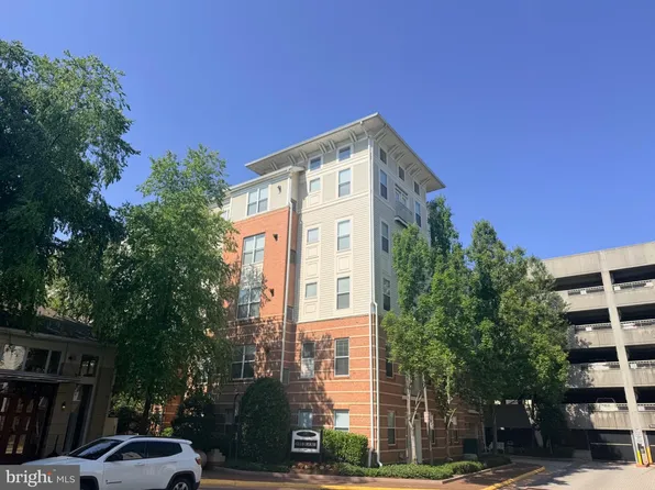 9486 Virginia Center Blvd Unit 321, Vienna, VA 22181