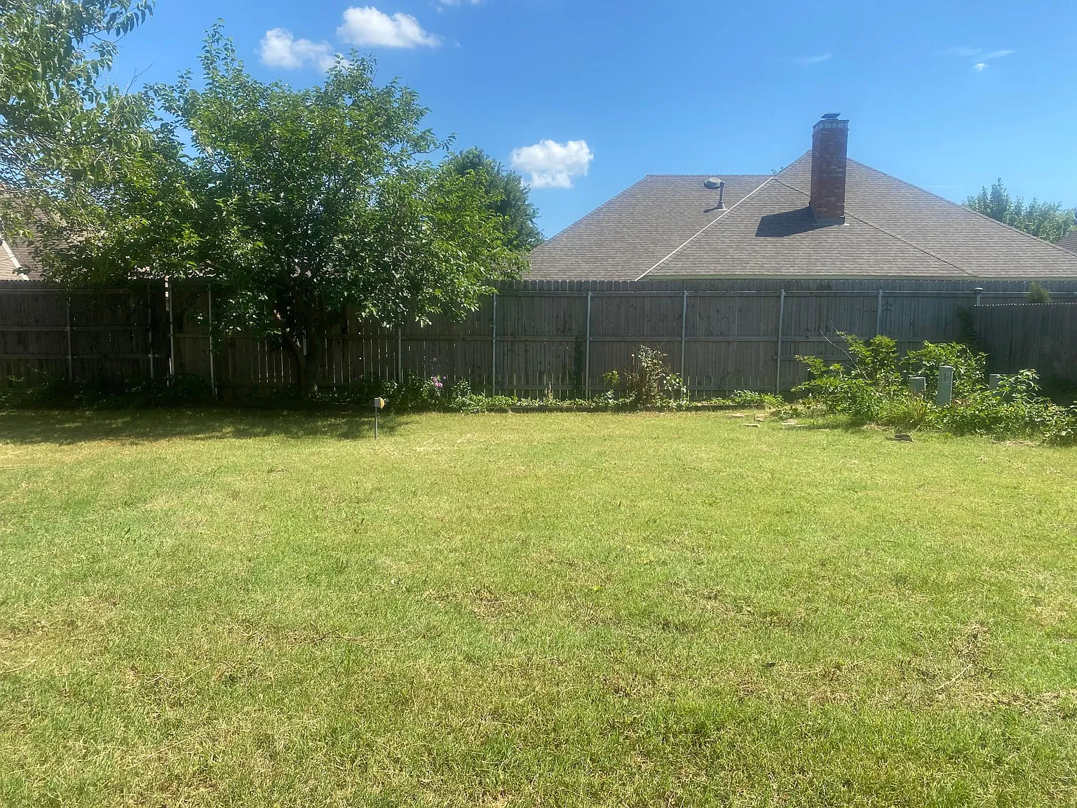 3 bed, 1684 sqft, $1,999 — Photo 4