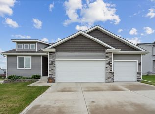 304 Rellim Dr, Norwalk, IA 50211