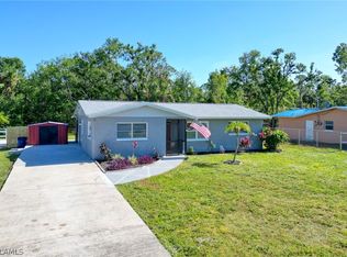 641 Camellia Dr, North Fort Myers, FL 33903