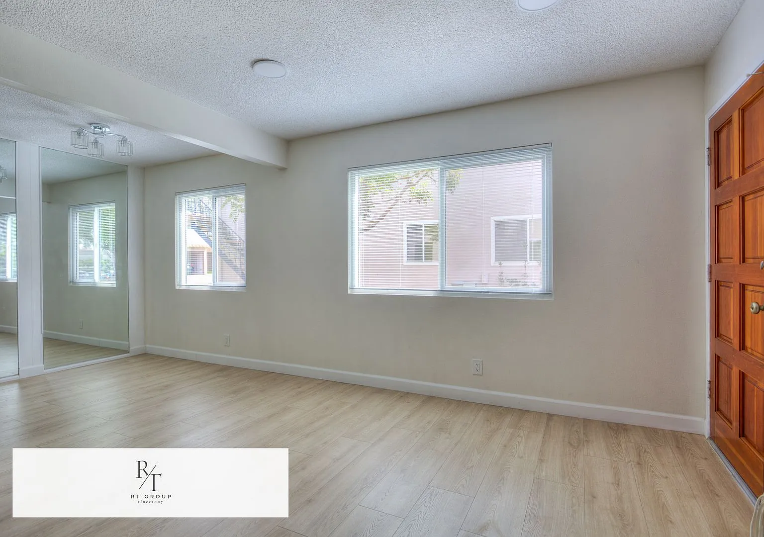 Newly Remodeled 2 Bed / 1 Bath Apartment For Rent! — Photo 3