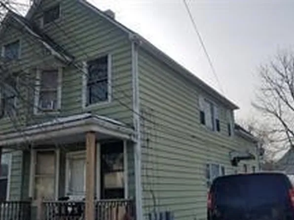3658 E 54th St, Cleveland, OH 44105
