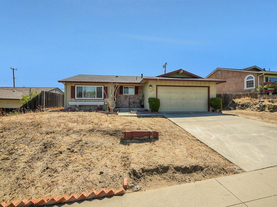 1st image of 4618 Capitola Ave