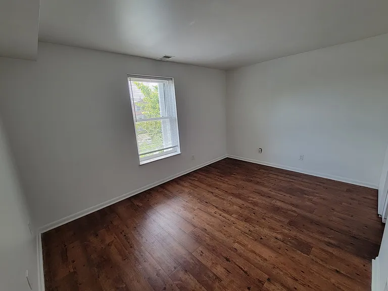 1660 N 4th St #1B — Photo 14