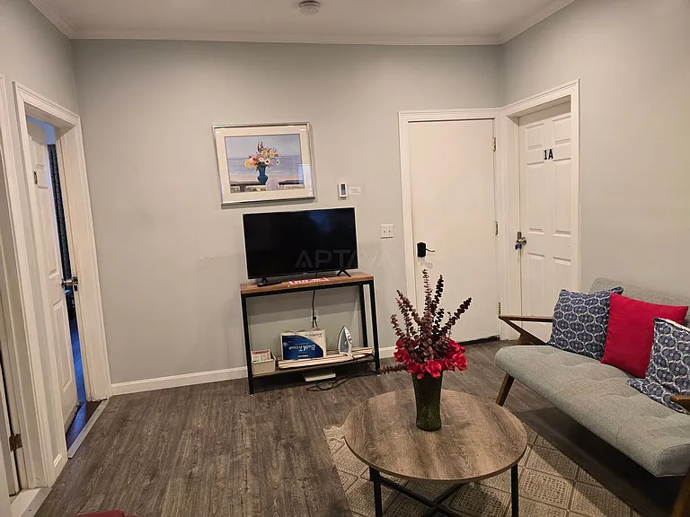 157 Perkins St #1 — Photo 3