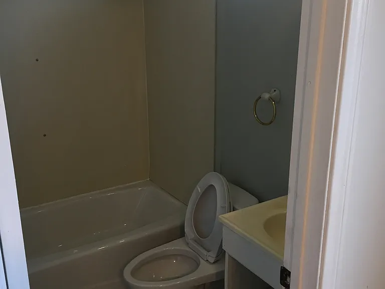 712 22nd St #712 — Photo 11