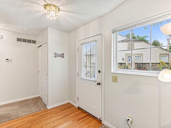 3rd image of 3890 Enterprise Cir