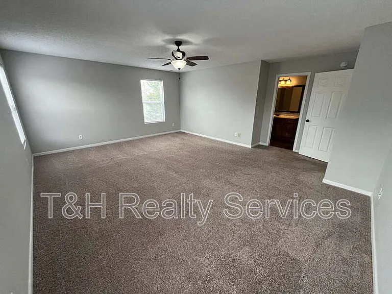 14235 Clapboard Dr — Photo 10