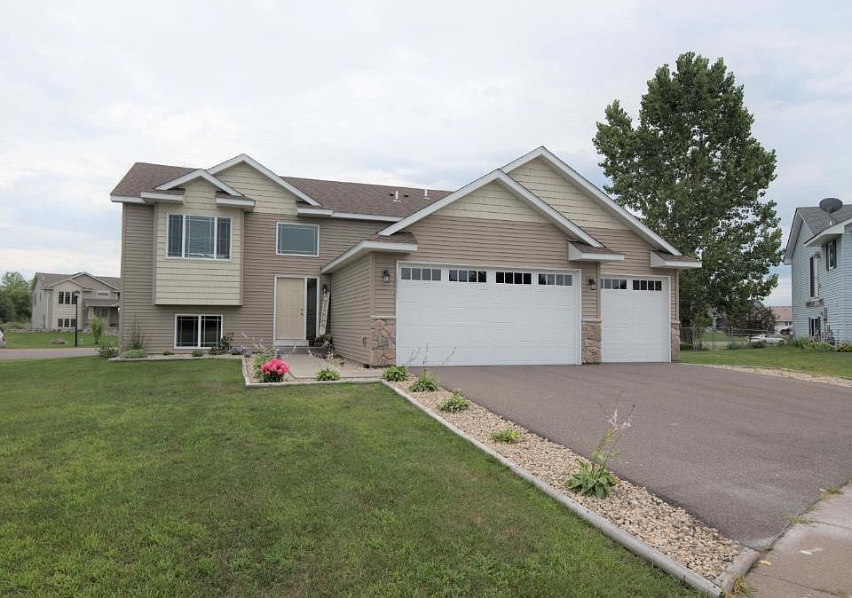 1st image of 24161 Whispering Cir