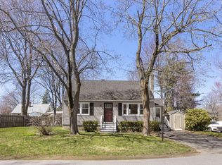 22 Stacy St, Saco, ME 04072