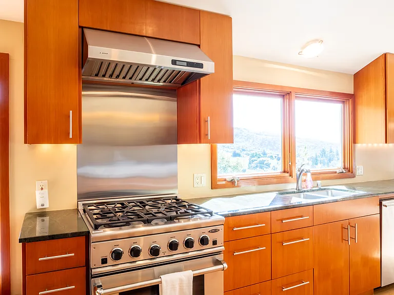 452 Chestnut Ave — Photo 10