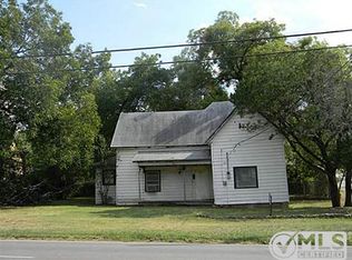815 W Hubbard St, Mineral Wells, TX 76067