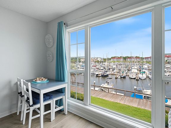 5th image of 4625 Lightkeepers Way #7H