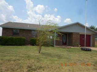108 Mohawk Ave, Geronimo, OK 73543