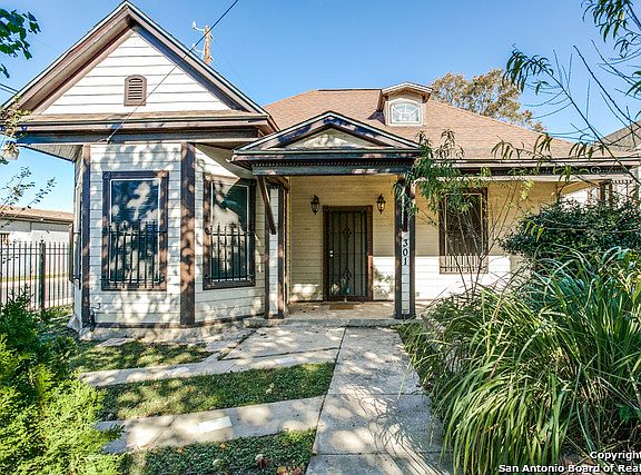 2nd image of 301 Lamar St