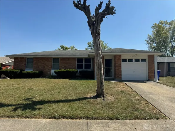 652 Smallwood Rd, Dayton, OH 45417