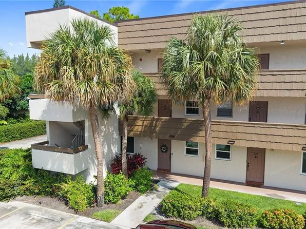 499 Forest Lakes BLVD #201, NAPLES, FL 34105