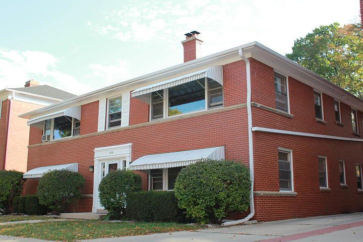 1st image of 4536 N Oakland Ave APT 2