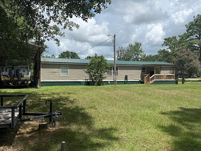 15118 Newberry Ln — Photo 14
