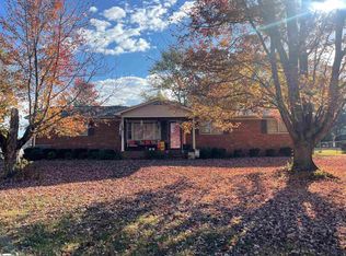 110 Harris Dr, Greer, SC 29651