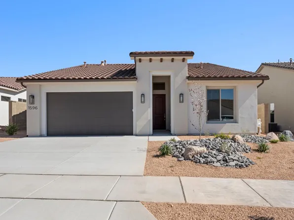 1596 N Ascent St #144, Washington, UT 84780