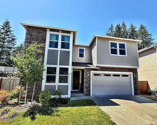 6147 Windlass Ave SE — Photo 1