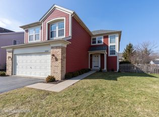 1368 Windsor Ln, Grayslake, IL 60030