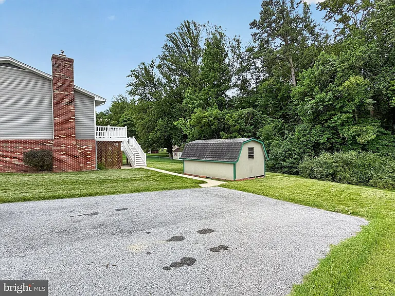 30075 Huntt Rd — Photo 8
