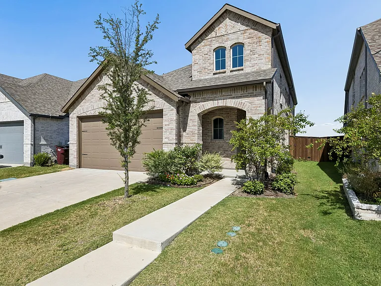 2321 Green River Rd — Photo 34