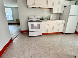 75 Water St #3, Hallowell, ME 04347