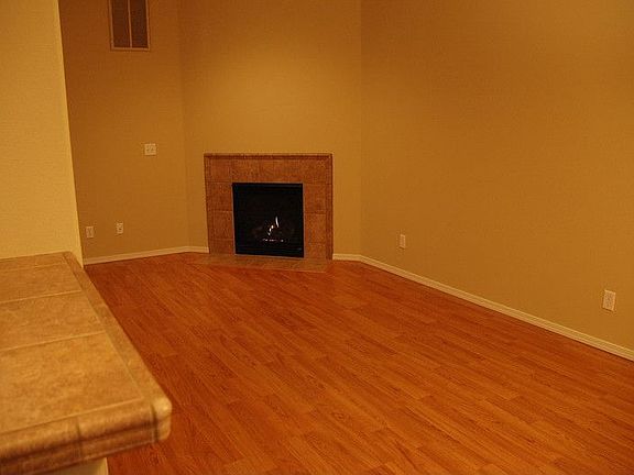 2nd image of 1250 SE Roundelay St